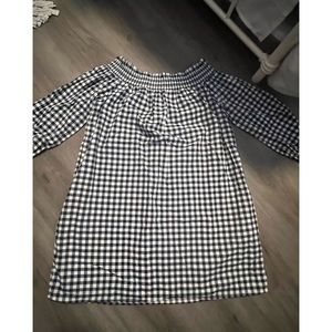 Abercrombie & Fitch Off-the-Shoulder Dress